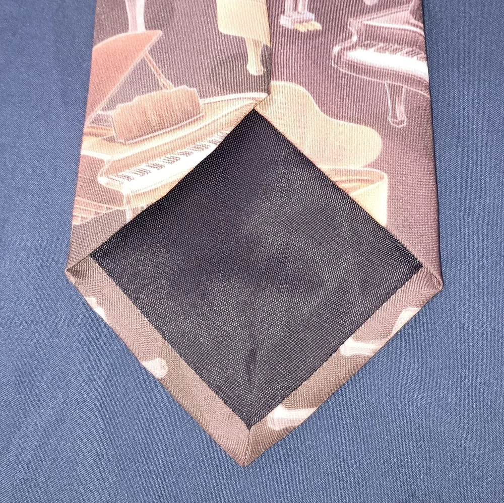 Mens Vintage 1995 D'em Crazy Piano Pianos Music Print Necktie Made in USA